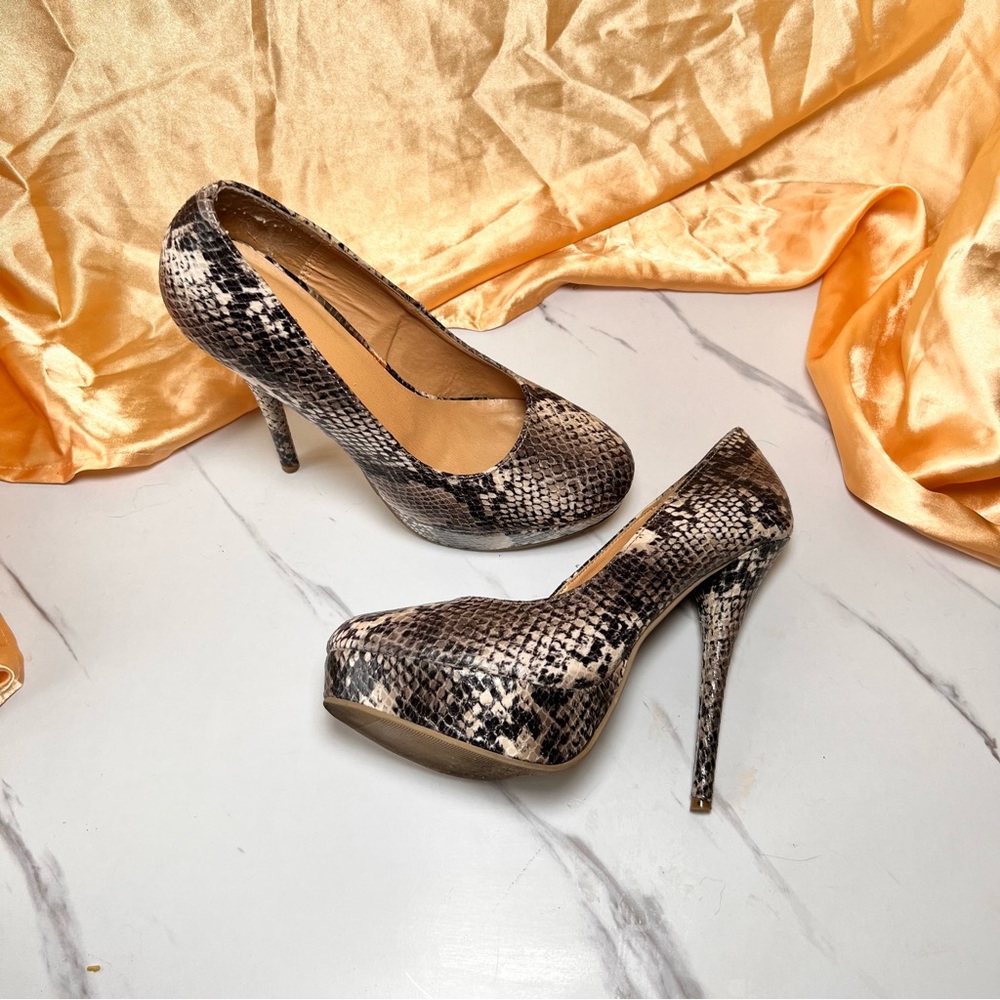 Faux Reptilian Stiletto Pumps - Size 8